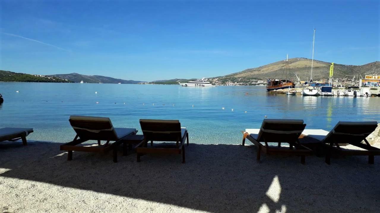 Apartment Okrug Gornji - Trogir With Sea View Luaran gambar